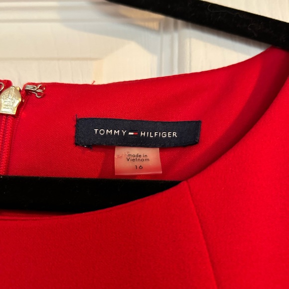Lovely Tommy Hilfiger dress - Picture 3 of 3